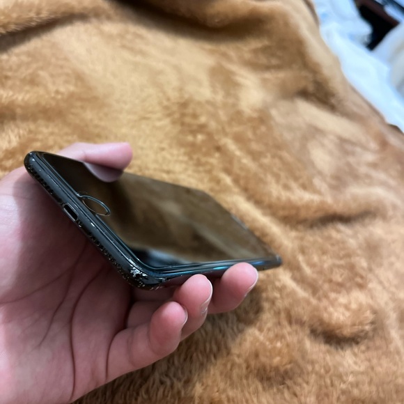 iPhone 7 Plus - Picture 10 of 15